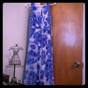 Never worn Vera Wang long floral dress